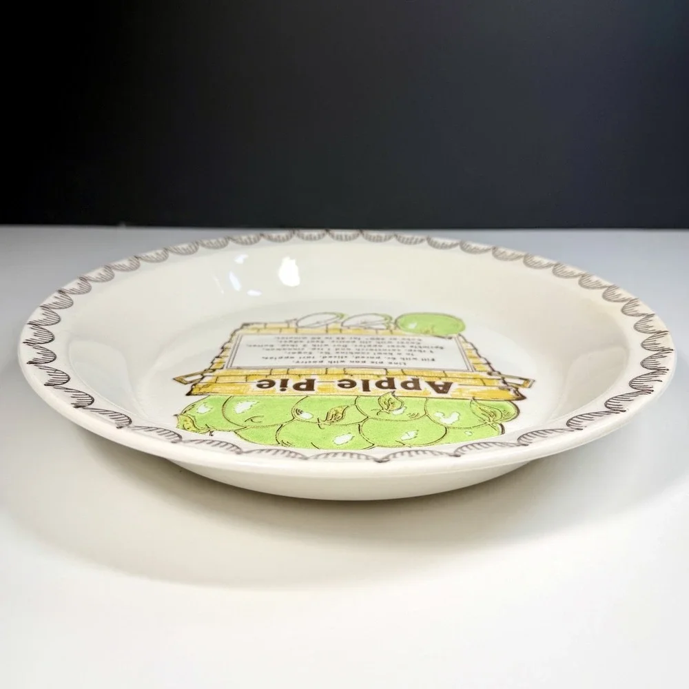 Vintage Apple Pie Recipe Pie Plate DEE Signed 10.25